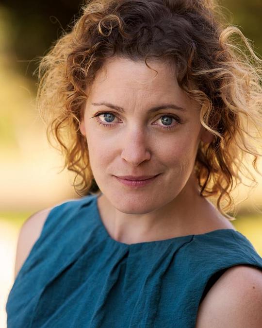 斯泰西·哈特 Stacy Hart照片