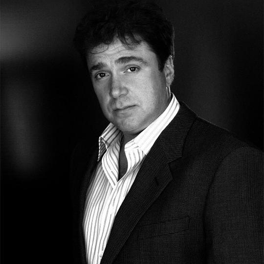 迈克尔·里斯波利 Michael Rispoli照片