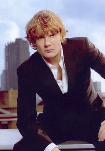 朱利安·林希德-图特 Julian Rhind-Tutt照片