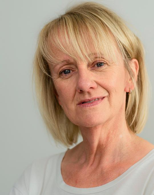 维多利亚·阿尔考克 Victoria Alcock照片