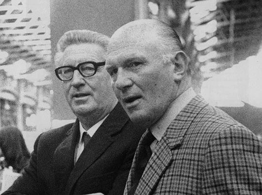 约翰·霍克斯沃斯 John Hawkesworth照片