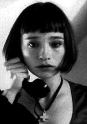 埃琳娜·勒文松 Elina Löwensohn照片