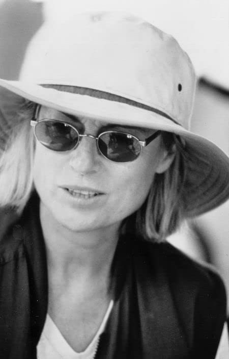 克莱尔·佩普洛 Clare Peploe照片