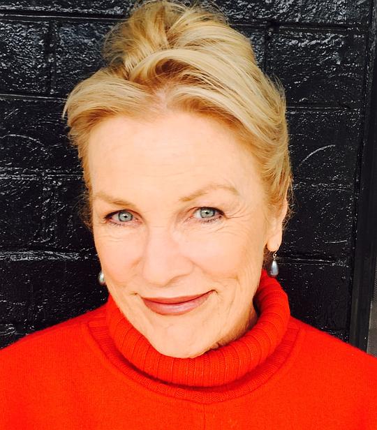 Caroline Gillmer照片