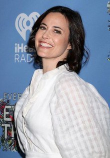 菲奥娜·洛威 Fiona Loewi照片