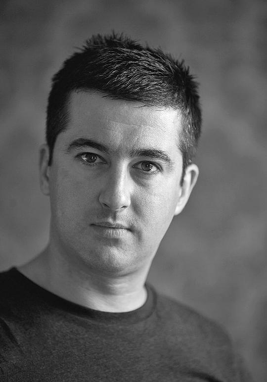 保罗·帕波维尔 Paul Popplewell照片