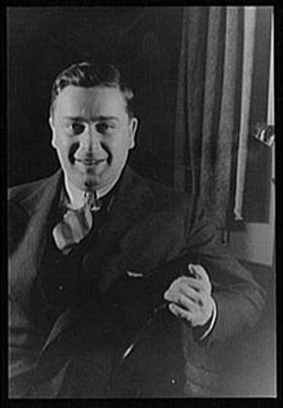 约翰·范·德鲁登 John Van Druten照片