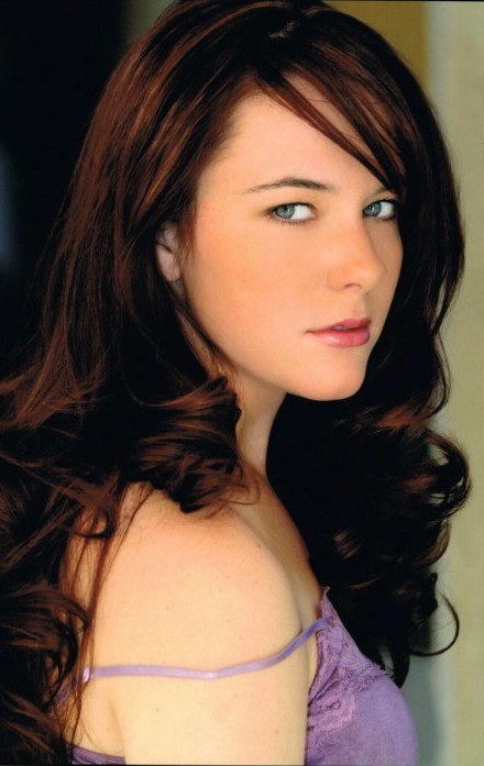 柯尔特·德瑞普 Courtnee Draper照片