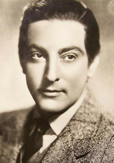 阿尔弗雷多·瓦雷利 Alfredo Varelli照片