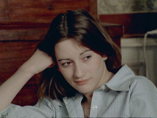 凱洛琳·蘿柏 Caroline Loeb照片