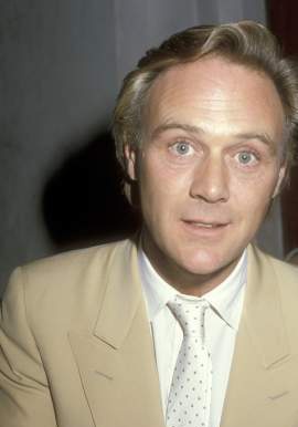 克里斯托弗·卡赞诺夫 Christopher Cazenove照片