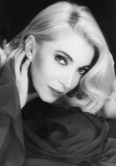 玛丽安杰拉·梅拉托 Mariangela Melato照片