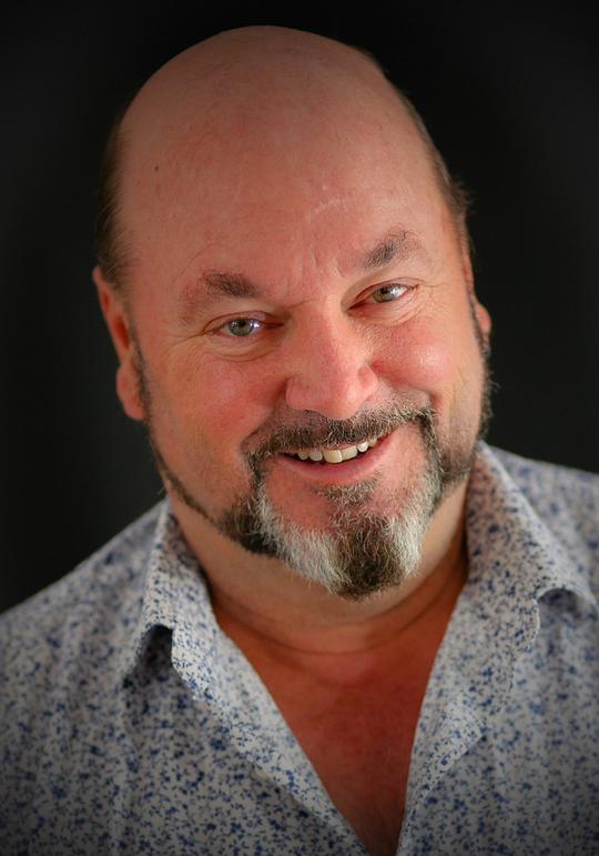 赛恩·都铎·欧文 Sion Tudor Owen照片