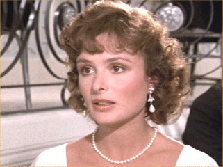 露茜·格特里奇 Lucy Gutteridge照片