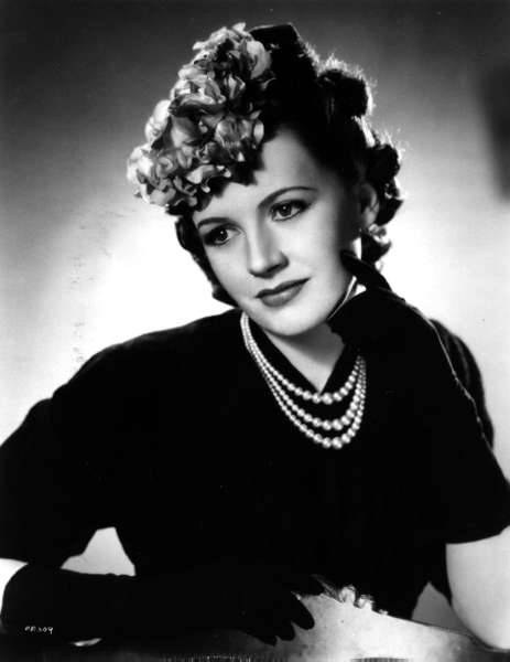 菲利丝·卡沃特 Phyllis Calvert照片