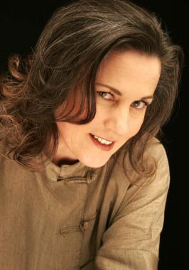 特丽莎·马德鲁加 Teresa Madruga照片