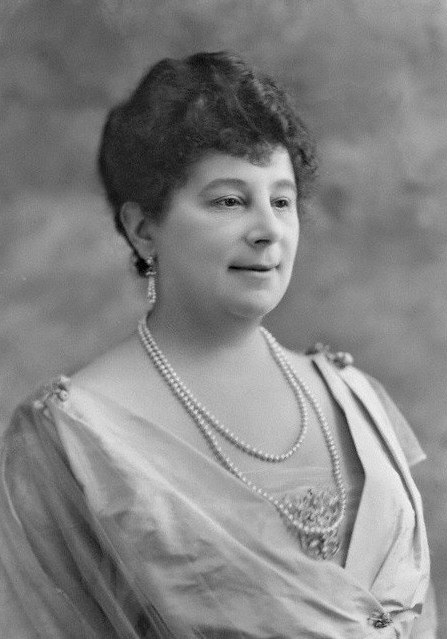 埃穆什考·欧尔齐男爵夫人 Baroness Emmuska Orczy照片