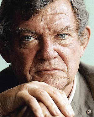 罗伯特·休斯 Robert Hughes照片