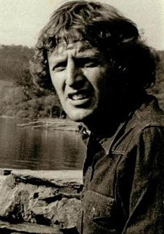 克劳德·惠特姆 Claude Whatham照片