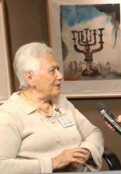 李·蒙太古 Lee Montague照片