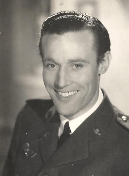 胡利奥·培尼亚 Julio Peña照片