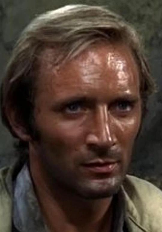 加埃塔诺·恩布罗 Gaetano Imbró照片