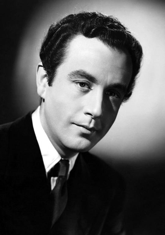 丹尼斯·普莱斯 Dennis Price照片