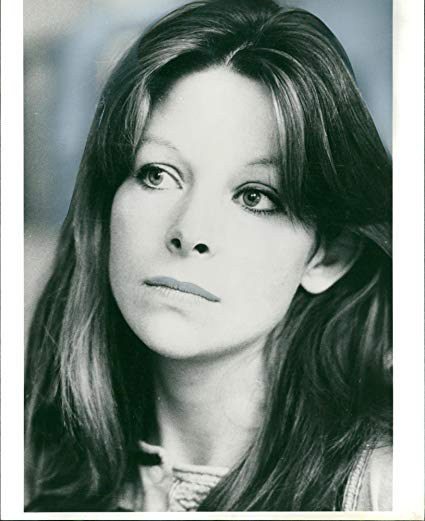 安娜·考尔德-马歇尔 Anna Calder-Marshall照片