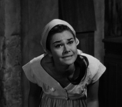 伊莫根·哈梭 Imogen Hassall照片