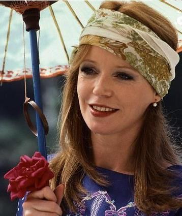 安格哈拉德·瑞丝 Angharad Rees照片