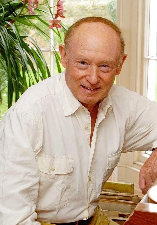 克里斯托弗·迈尔斯 Christopher Miles照片