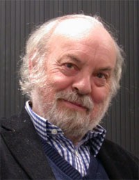 休·怀特摩尔 Hugh Whitemore照片