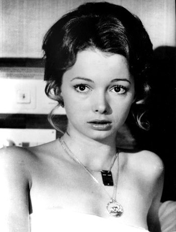 Pauline Challoner照片