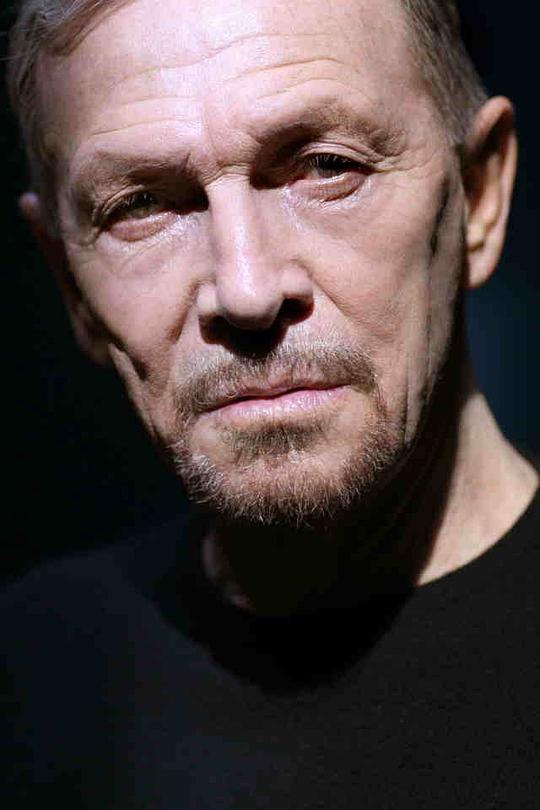 翁贝托·奥尔西尼 Umberto Orsini照片