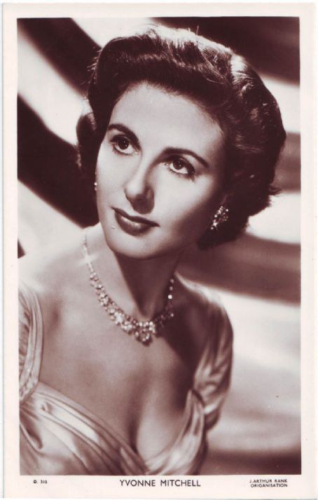 伊冯娜·米切尔 Yvonne Mitchell照片