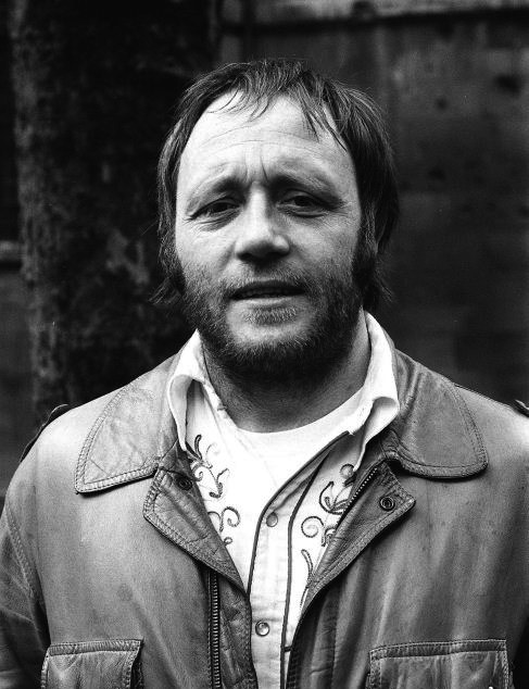 约翰·宾顿 John Bindon照片