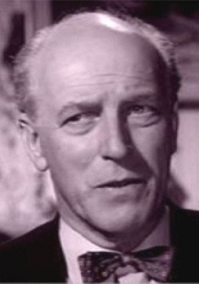 西里尔·勒克姆 Cyril Luckham照片