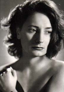 罗塞拉·法鲁克 Rossella Falk照片