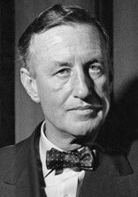 伊恩·弗莱明 Ian Fleming照片