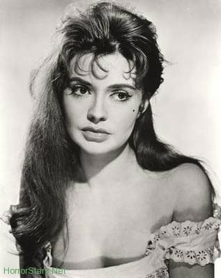 伊冯娜·蒙洛尔 Yvonne Monlaur照片