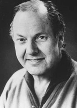 哈利·陶布 Harry Towb照片