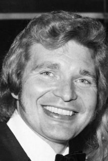 德伦·内斯比特 Derren Nesbitt照片