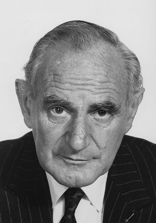 休·威尔顿 Huw Wheldon照片