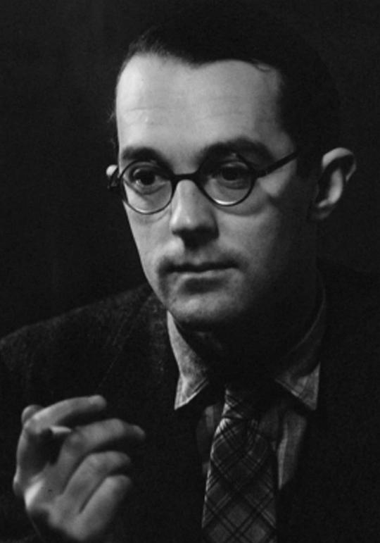 巴兹尔·赖特 Basil Wright照片