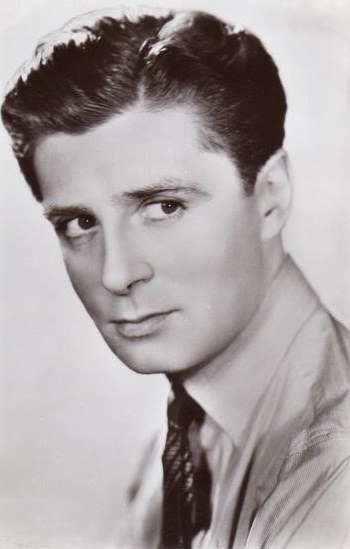 德里克·德马尼 Derrick De Marney照片