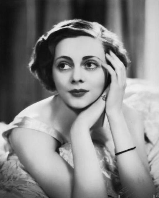 西莉亚·约翰逊 Celia Johnson照片