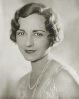 凯·哈蒙德 Kay Hammond照片