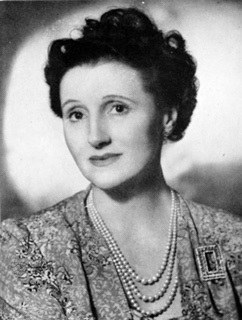 乔伊丝·凯里 Joyce Carey照片