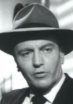 罗伯特·艾尔斯 Robert Ayres照片