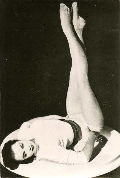 贝塔·圣约翰 Betta St. John照片